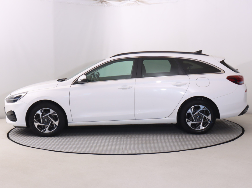 Hyundai i30, 2024