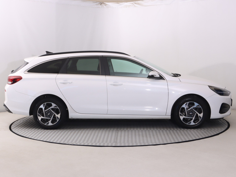 Hyundai i30, 2024