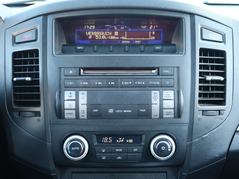 Mitsubishi Pajero, 2008