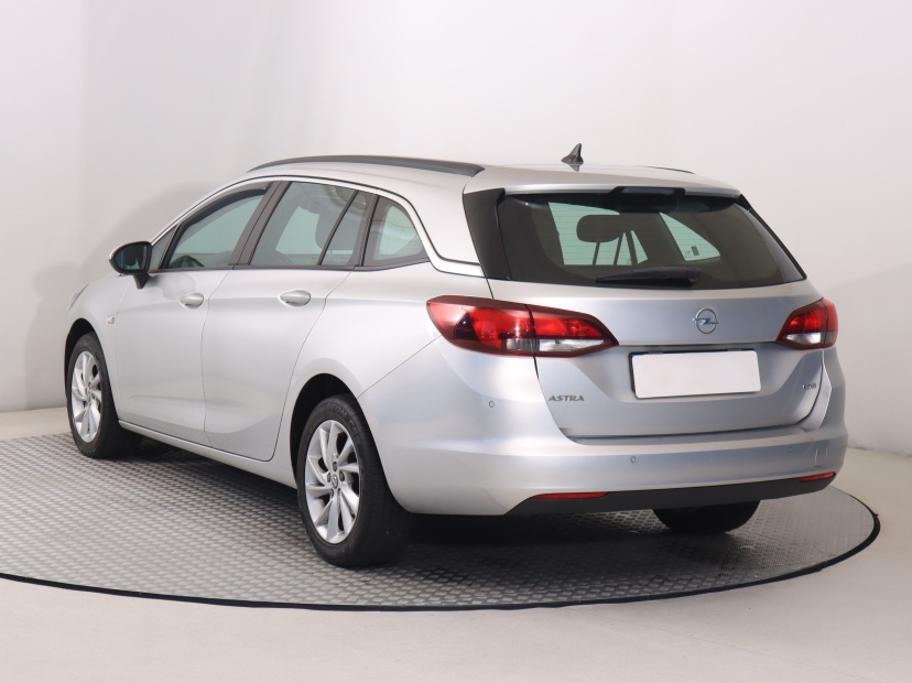 Opel Astra, 2018
