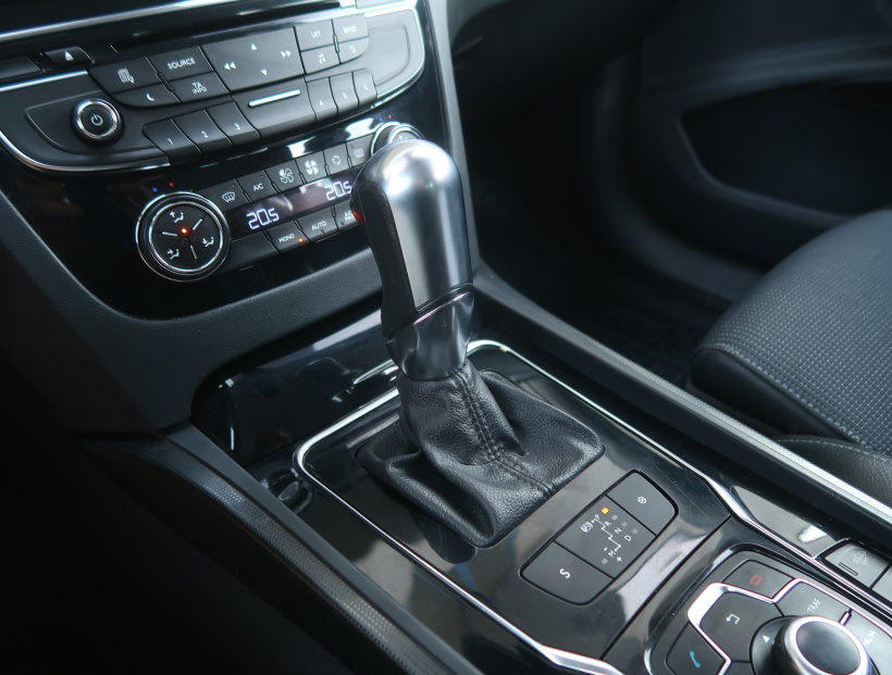 Peugeot 508, 2013