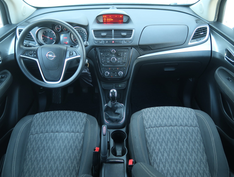Opel Mokka, 2016