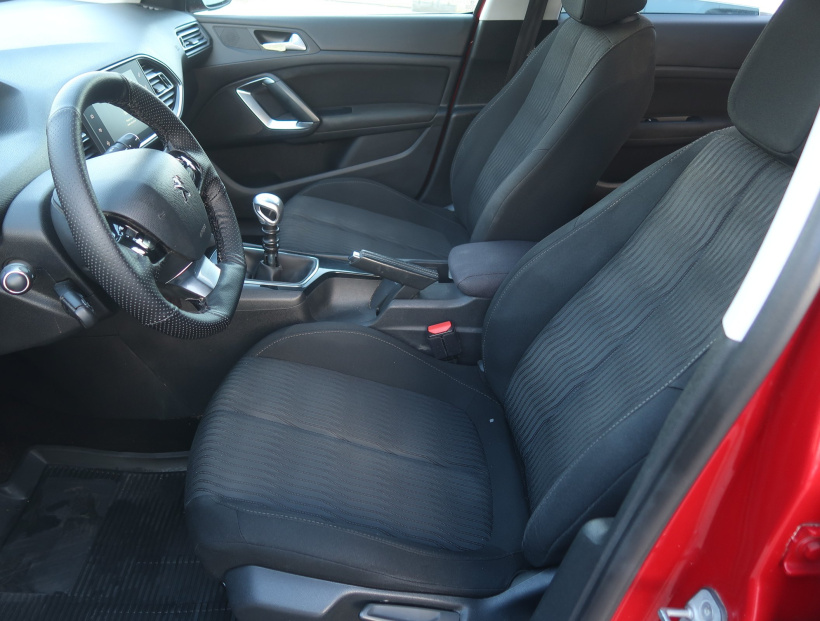 Peugeot 308, 2014