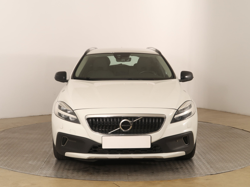Volvo V40 Cross Country, 2019