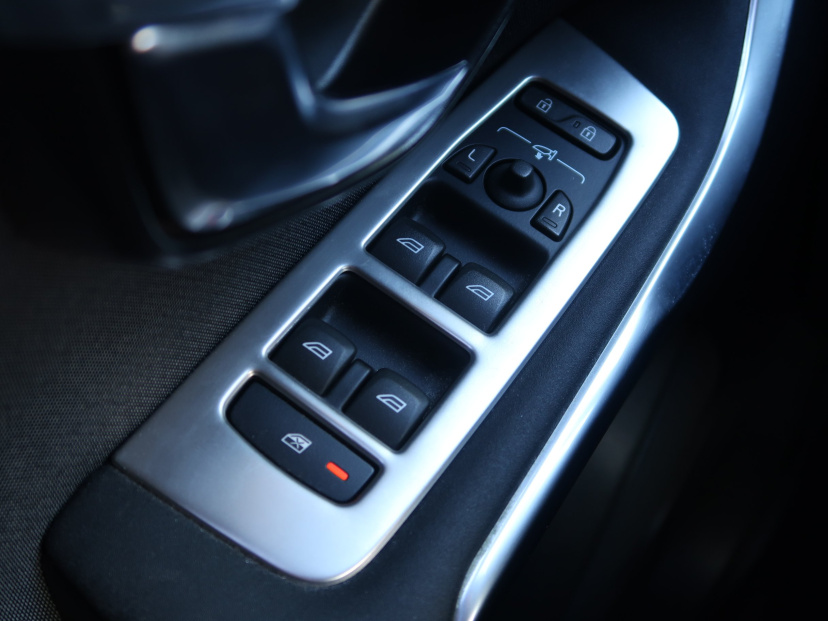 Volvo V40 Cross Country, 2019