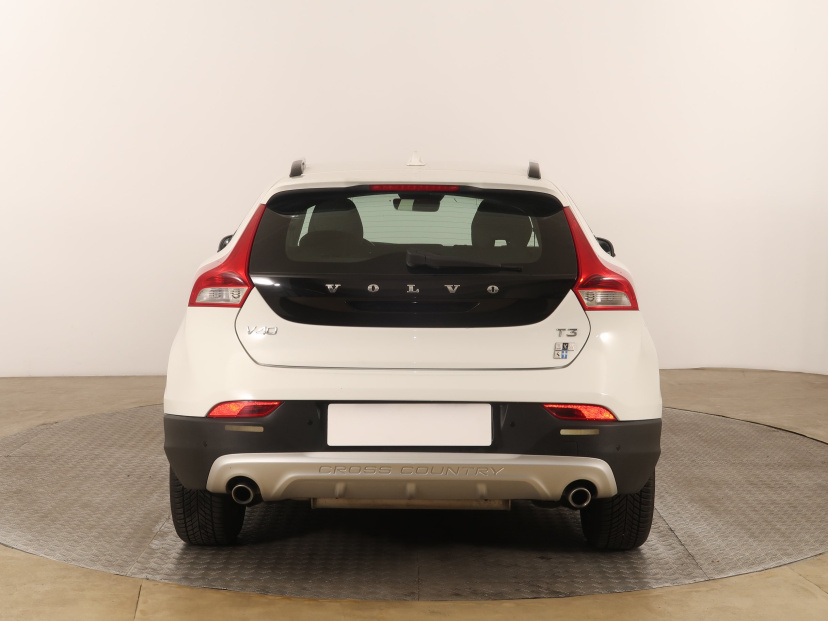 Volvo V40 Cross Country, 2019