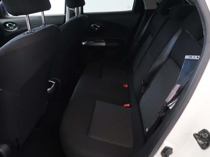 Nissan Juke, 2015