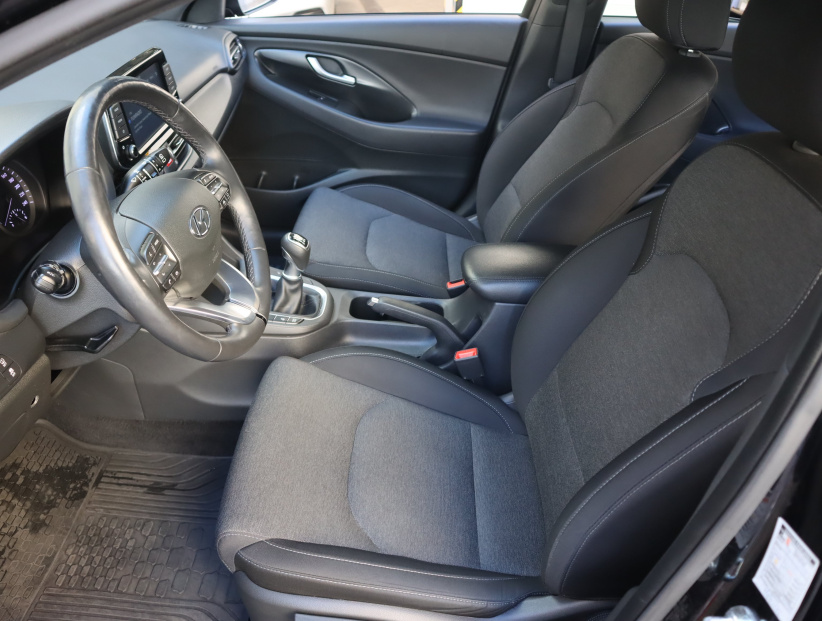 Hyundai i30, 2023