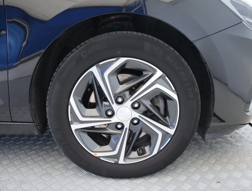 Hyundai i30, 2023