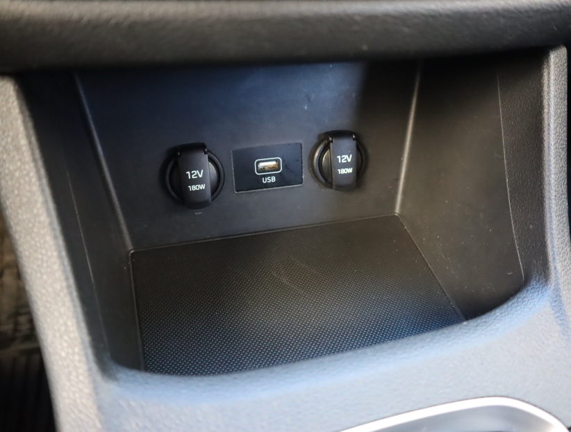 Hyundai i30, 2023