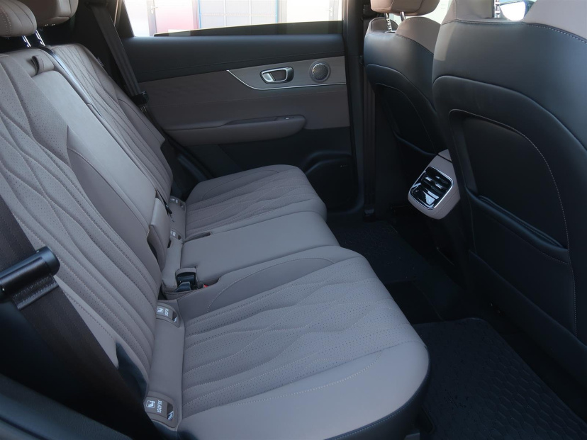 Chery Tiggo 8, 2026