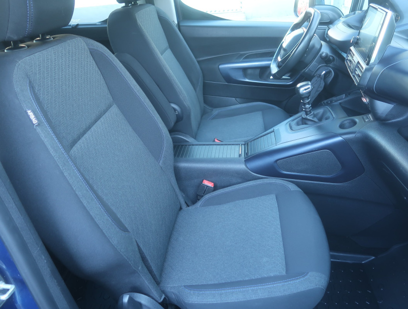 Peugeot Rifter, 2018