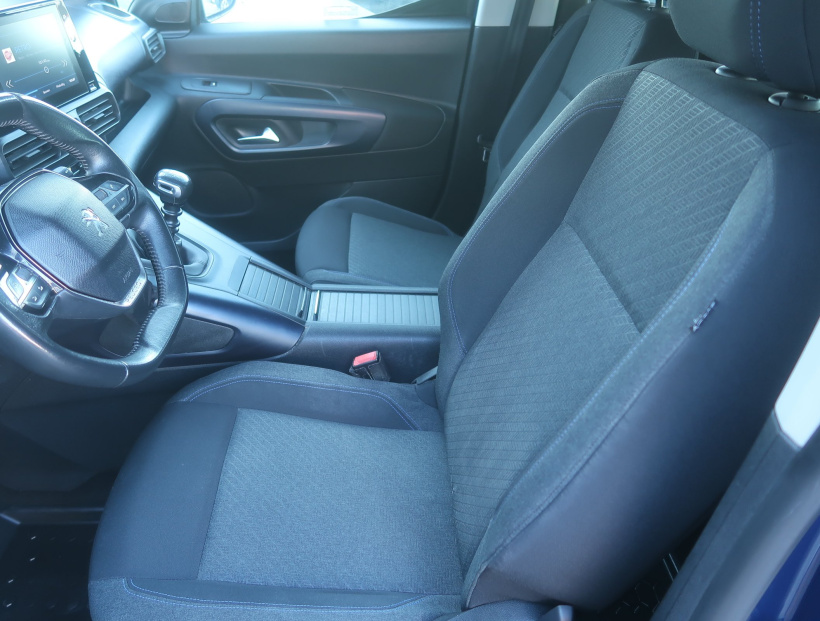 Peugeot Rifter, 2018