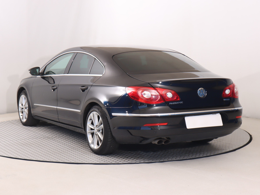 Volkswagen Passat CC, 2011