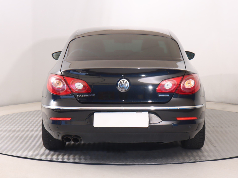 Volkswagen Passat CC, 2011