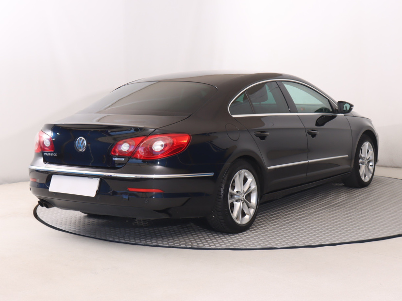 Volkswagen Passat CC, 2011