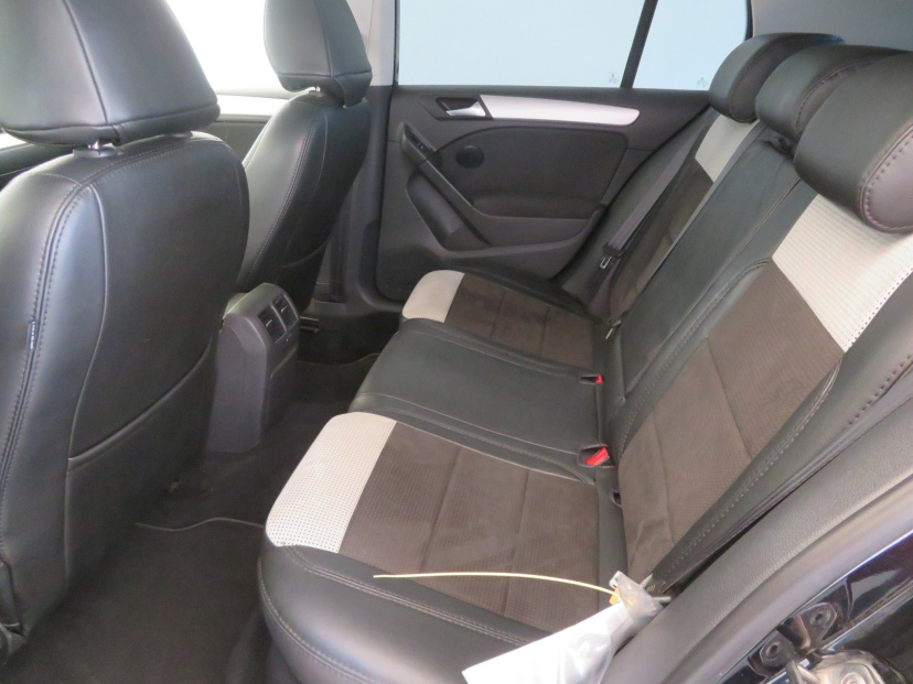 Volkswagen Golf, 2010