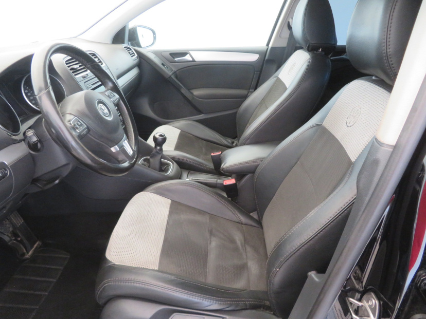 Volkswagen Golf, 2010