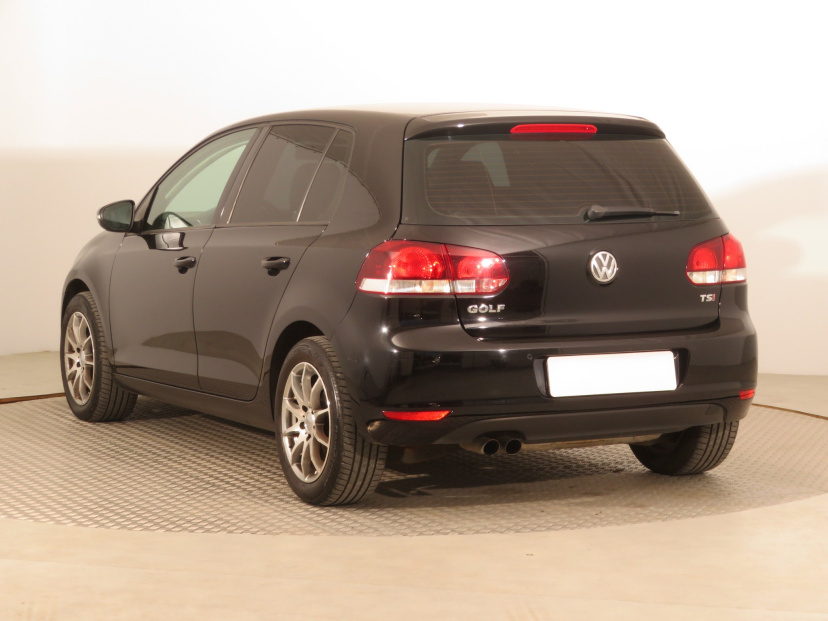 Volkswagen Golf, 2010