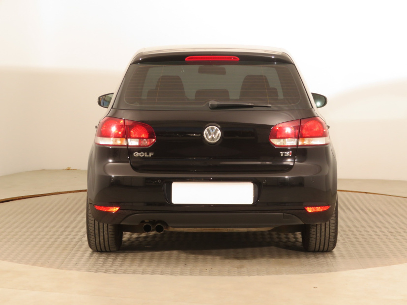 Volkswagen Golf, 2010