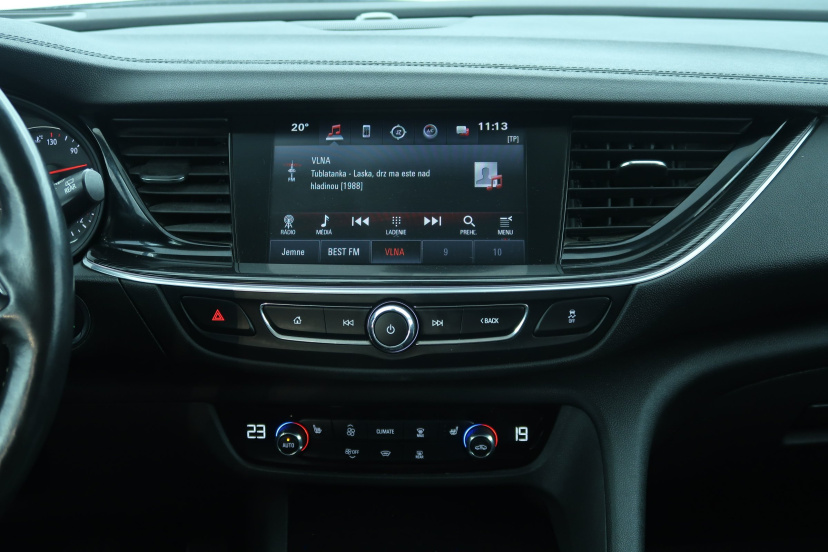 Opel Insignia, 2017