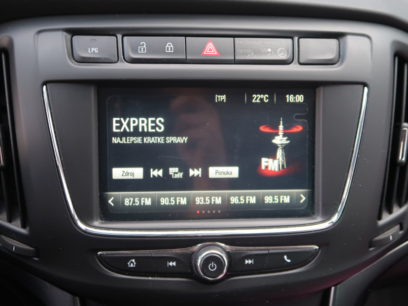 Opel Zafira Tourer, 2017