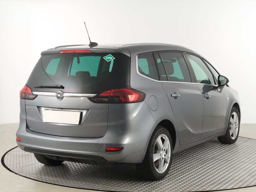 Opel Zafira Tourer, 2017