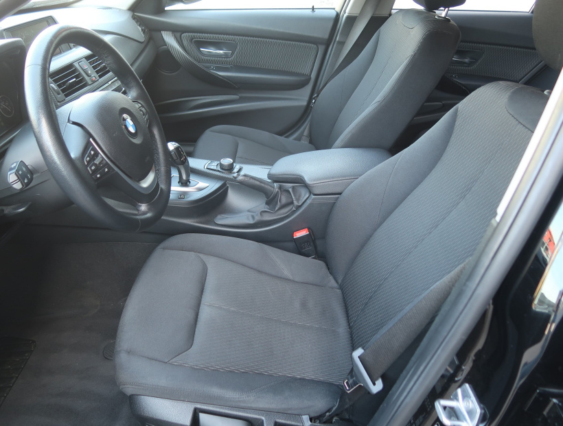BMW 3, 2018