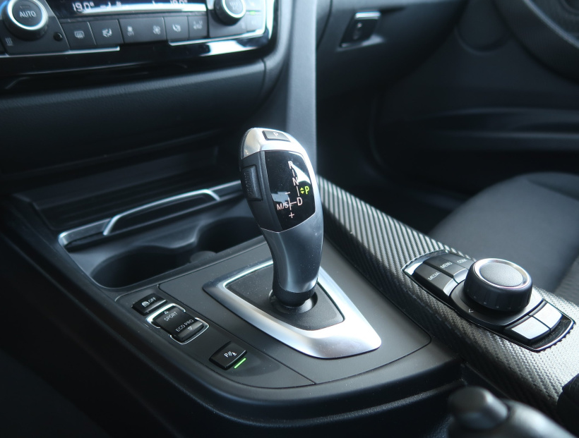 BMW 3, 2018