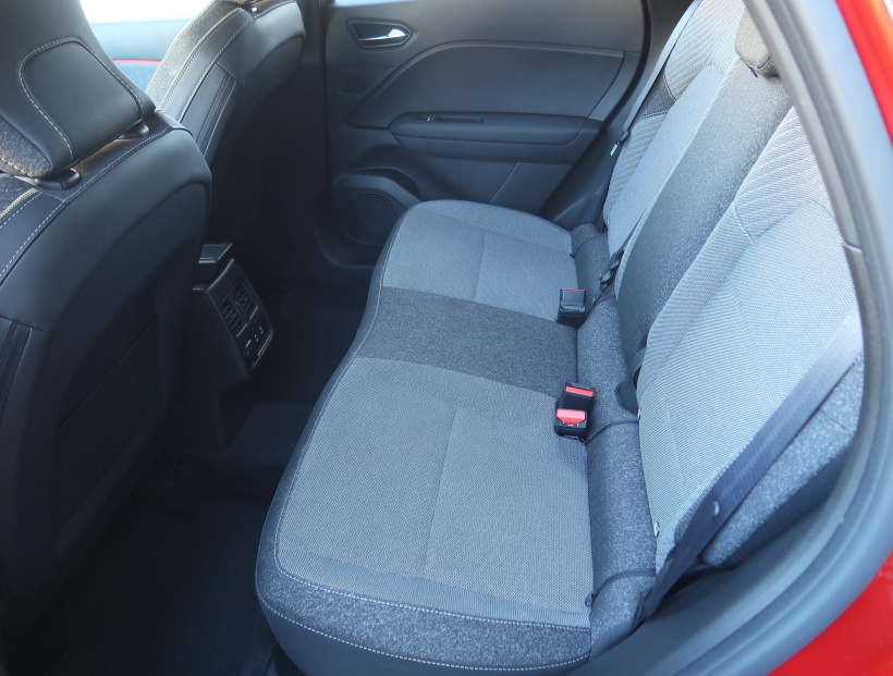 Renault Captur, 2025