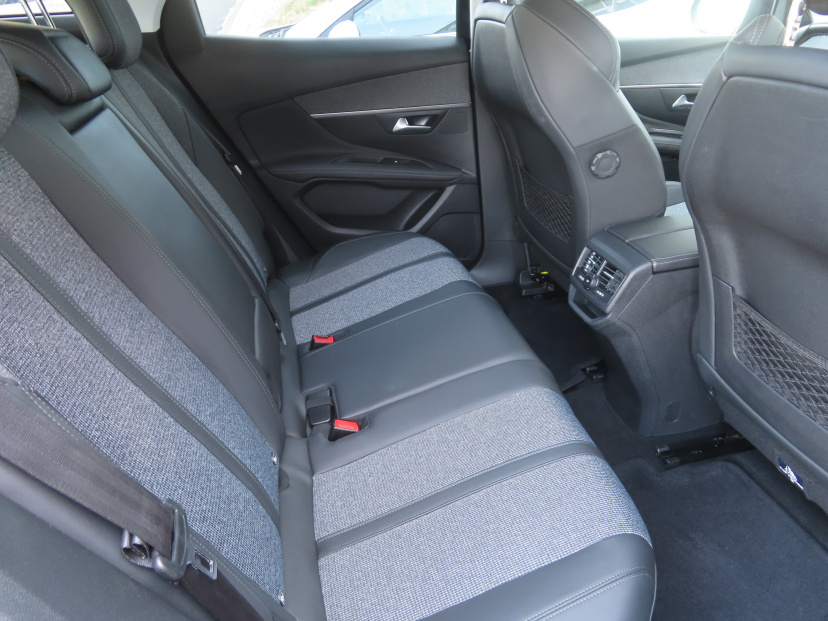 Peugeot 3008, 2019