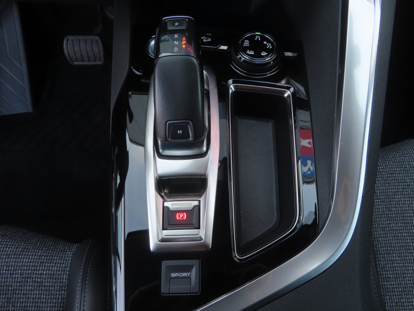 Peugeot 3008, 2019