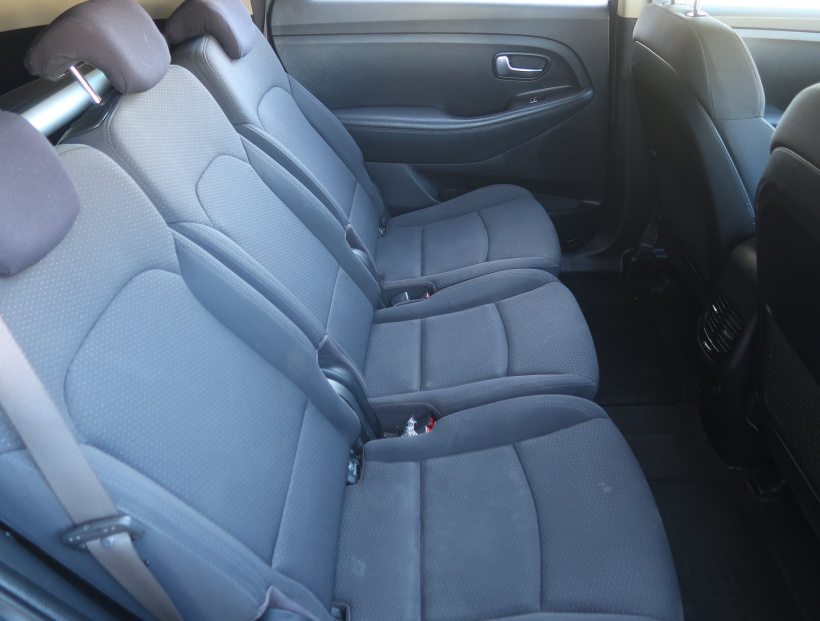 Kia Carens, 2015