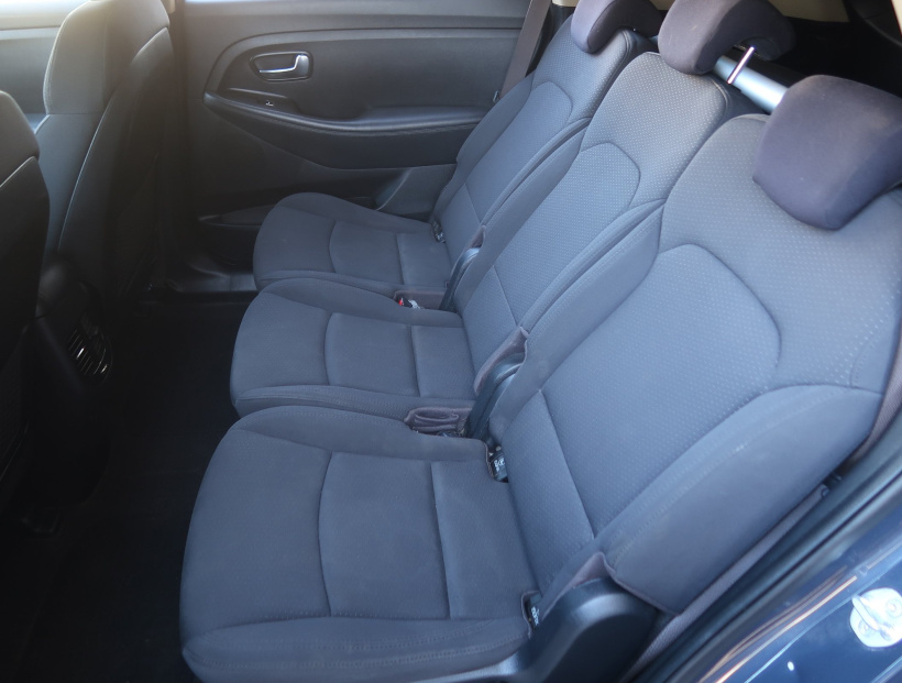 Kia Carens, 2015