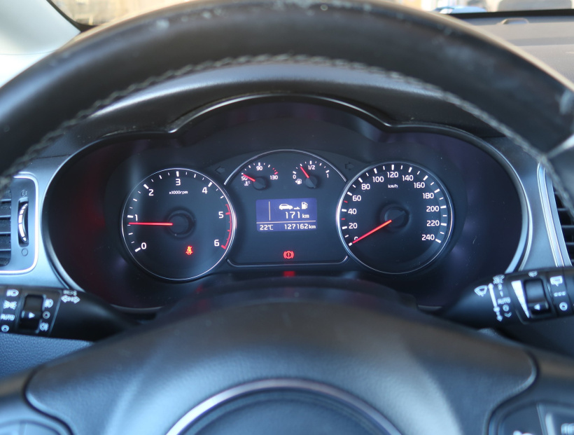 Kia Carens, 2015