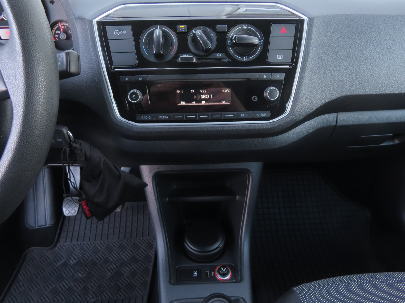 Volkswagen Up!, 2019