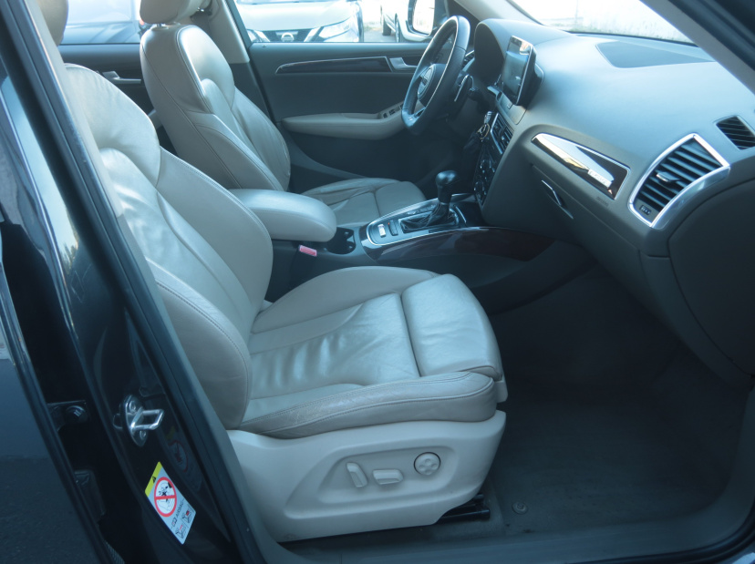 Audi Q5, 2009