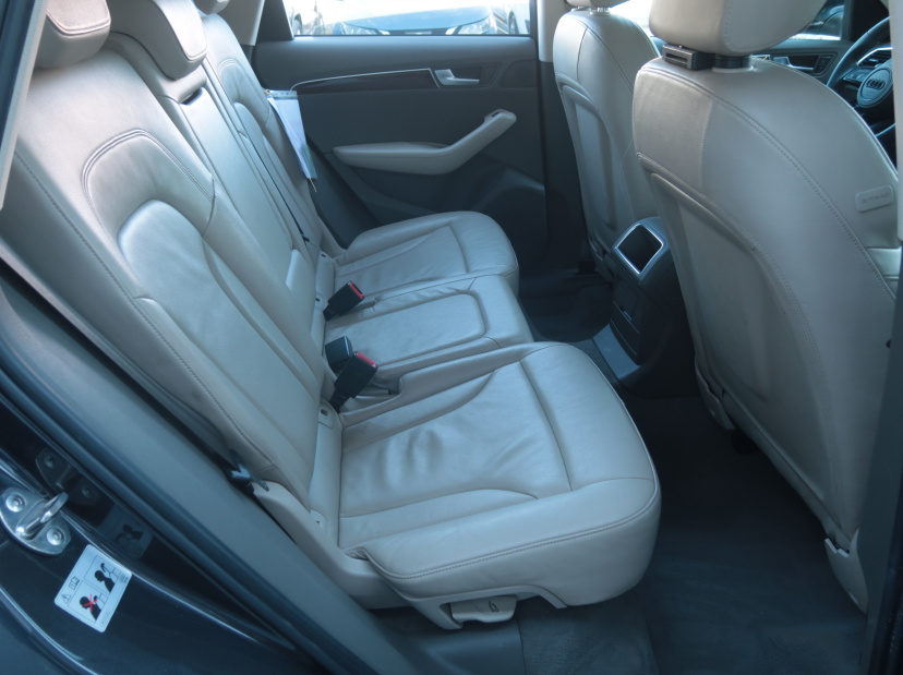 Audi Q5, 2009
