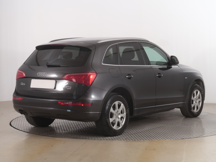 Audi Q5, 2009