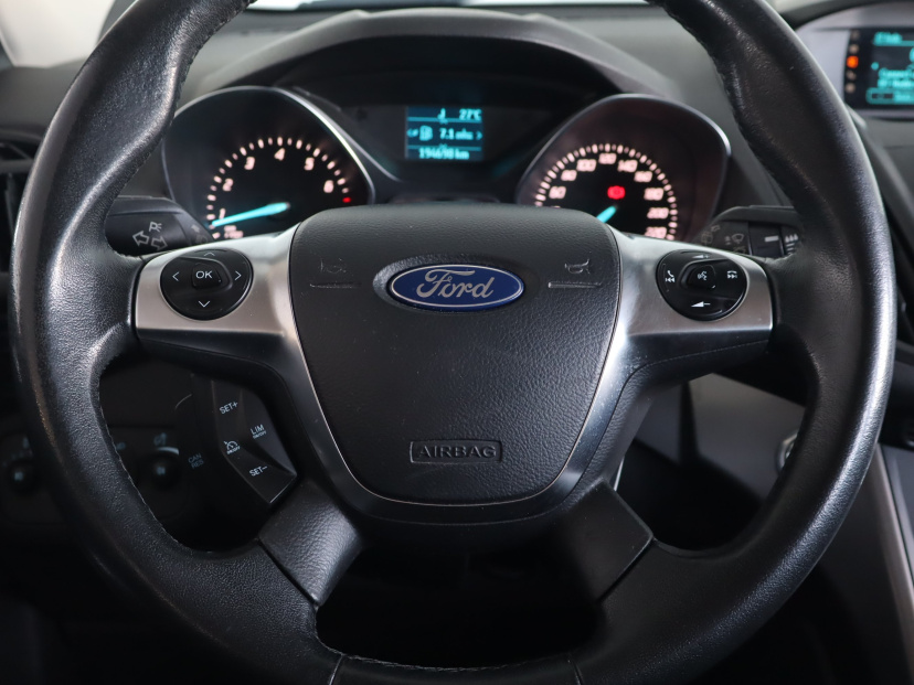 Ford Kuga, 2015