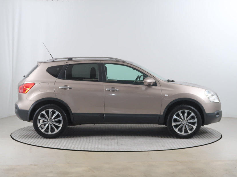 Nissan Qashqai, 2009