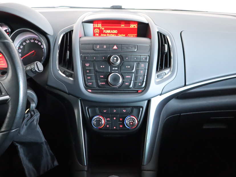 Opel Zafira, 2012