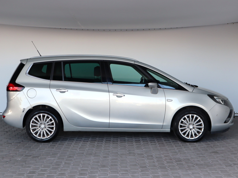 Opel Zafira, 2012