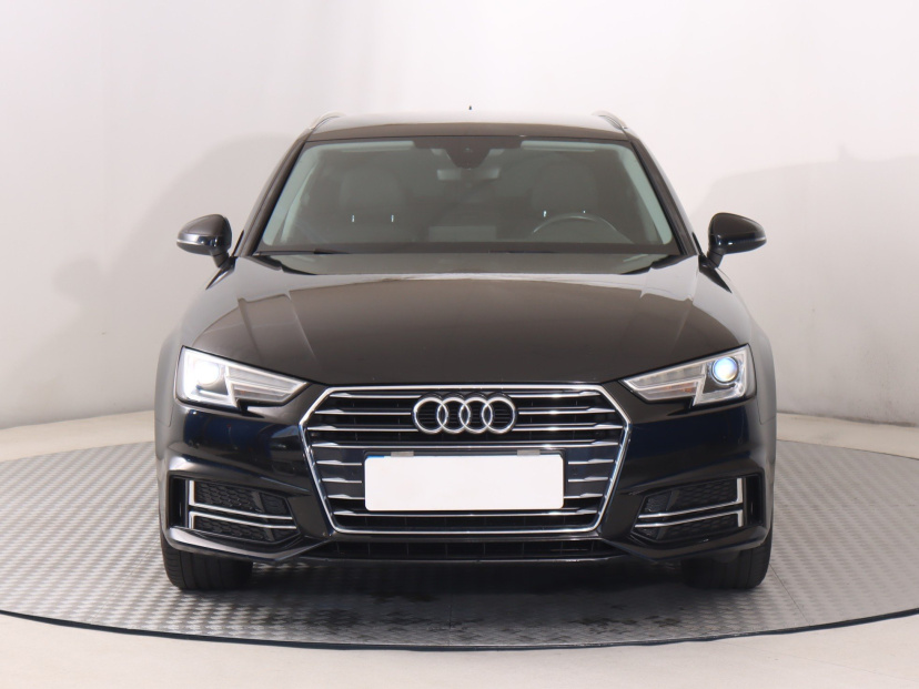 Audi A4, 2019