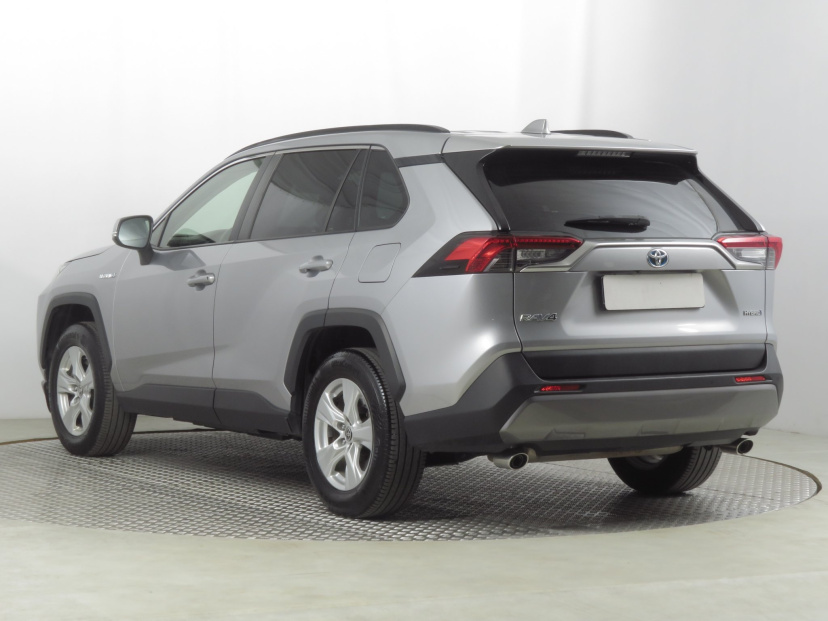 Toyota RAV 4, 2021