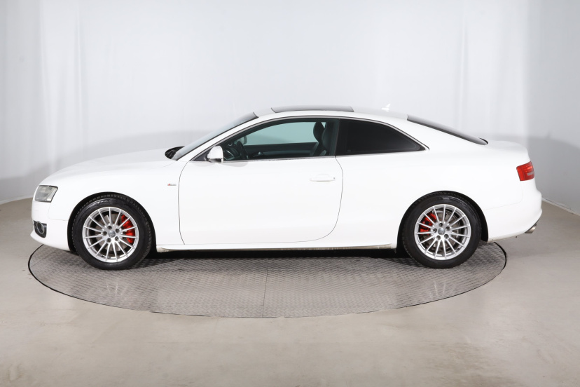 Audi A5, 2011