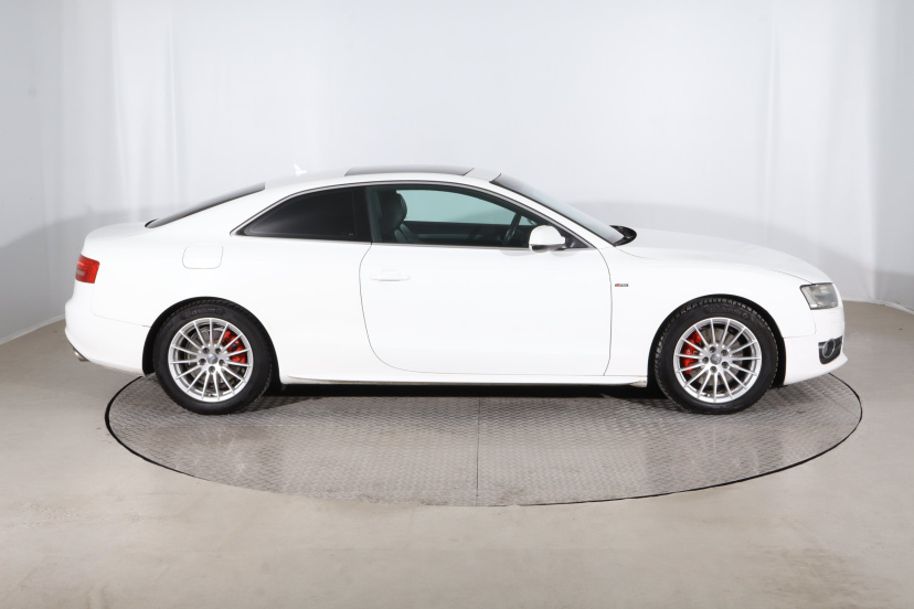 Audi A5, 2011