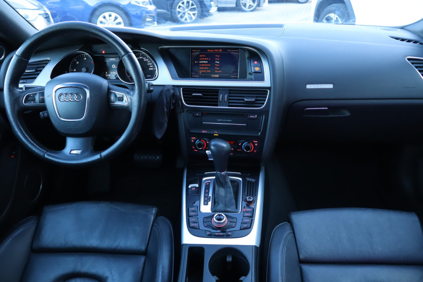 Audi A5, 2011