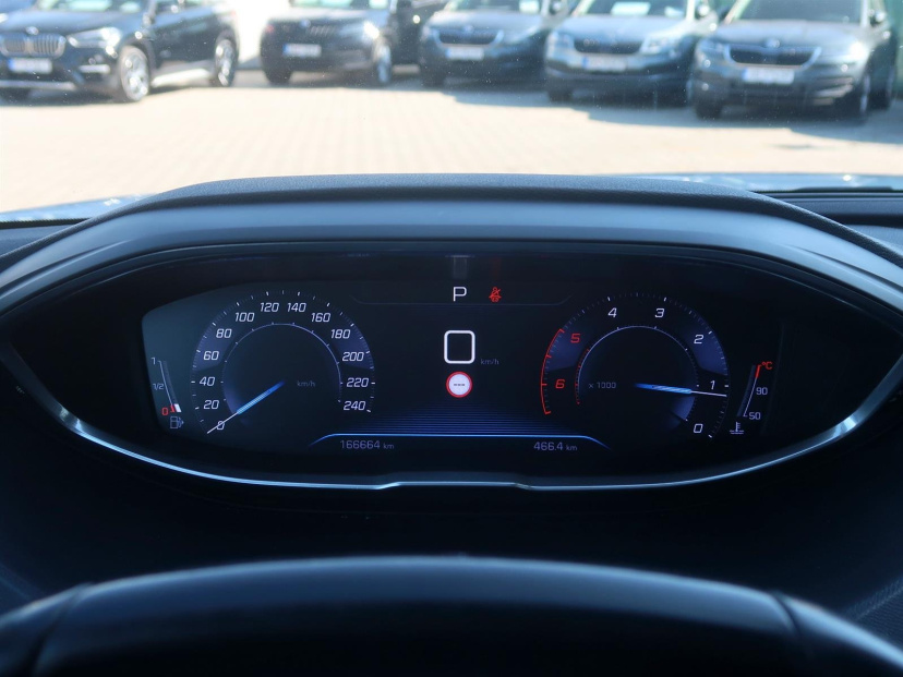 Peugeot 3008, 2017