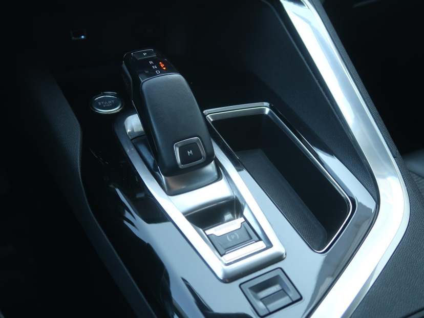 Peugeot 3008, 2017